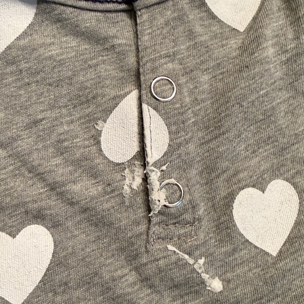 Gray Yankees Baby Dress with Heart Pattern - Picture 4 of 4